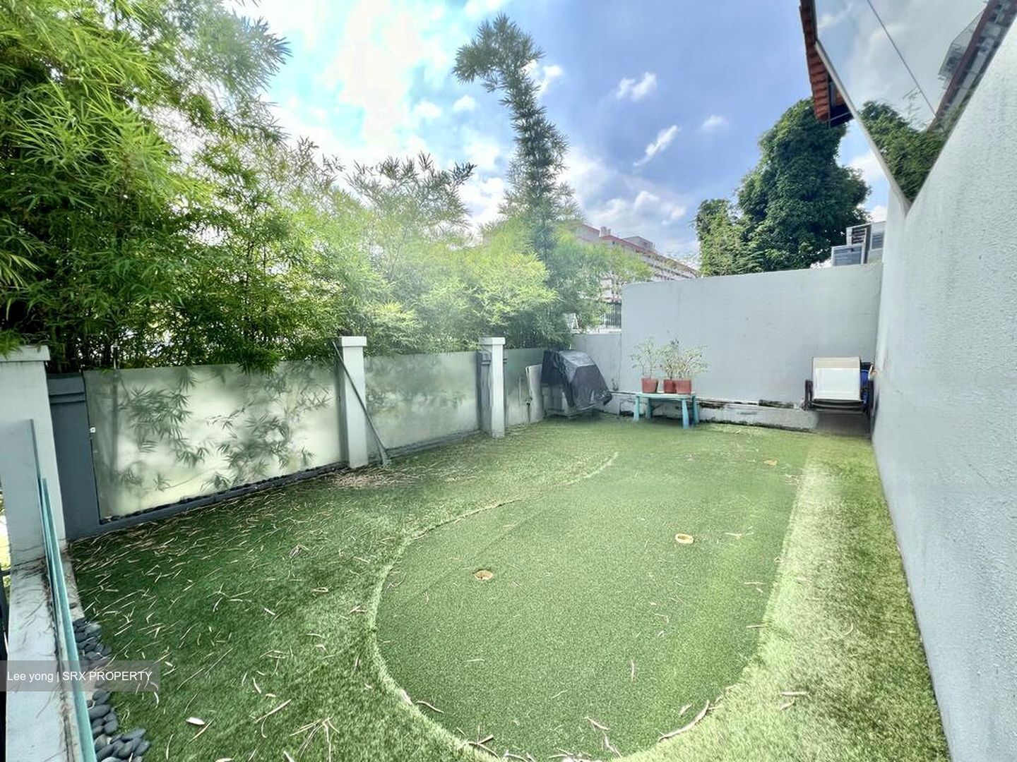 Loyang Villas (D17), Terrace #468093371